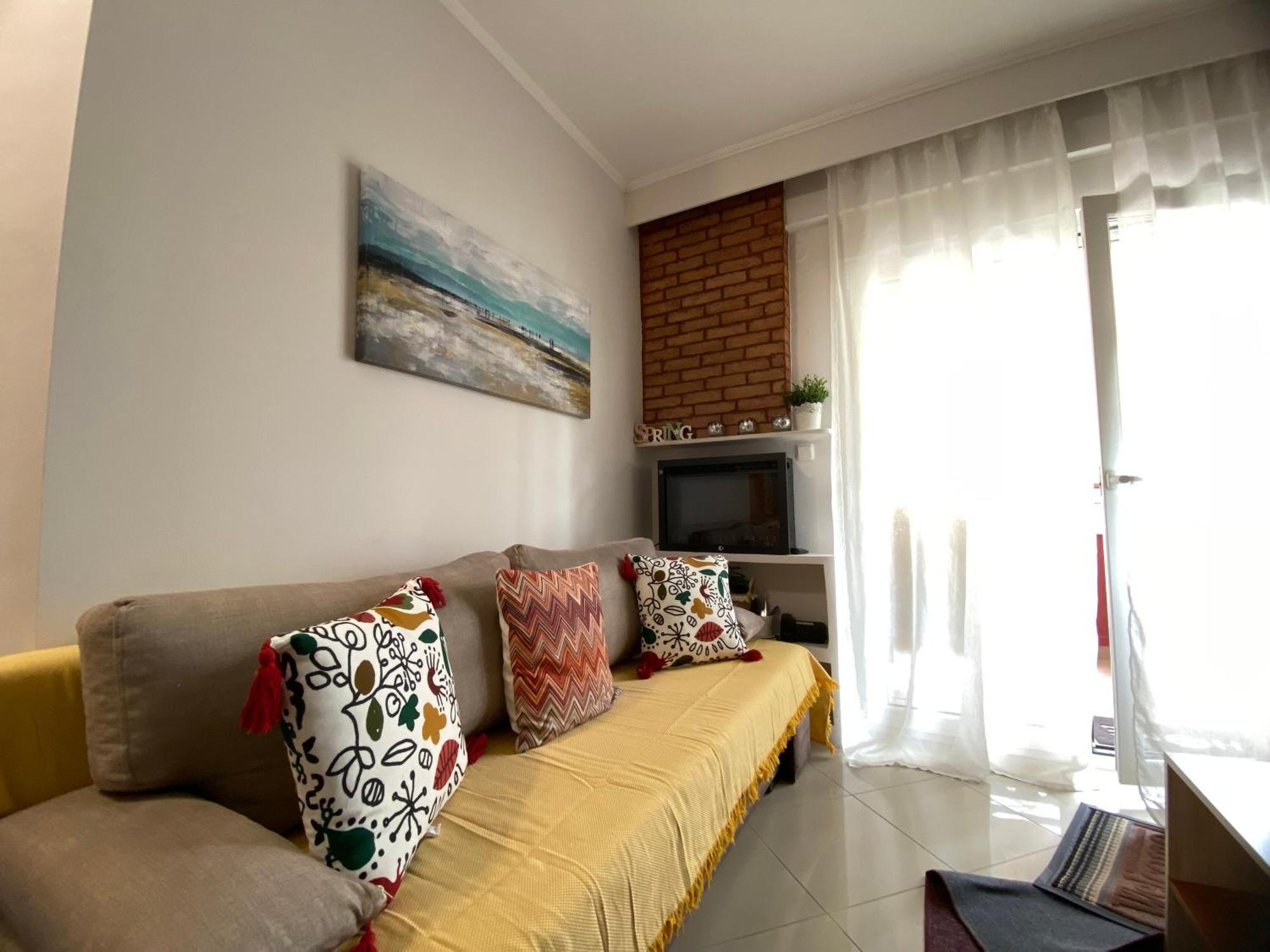 Penny'S Luxury City Apartment เทสซาโลนิกิ ภายนอก รูปภาพ
