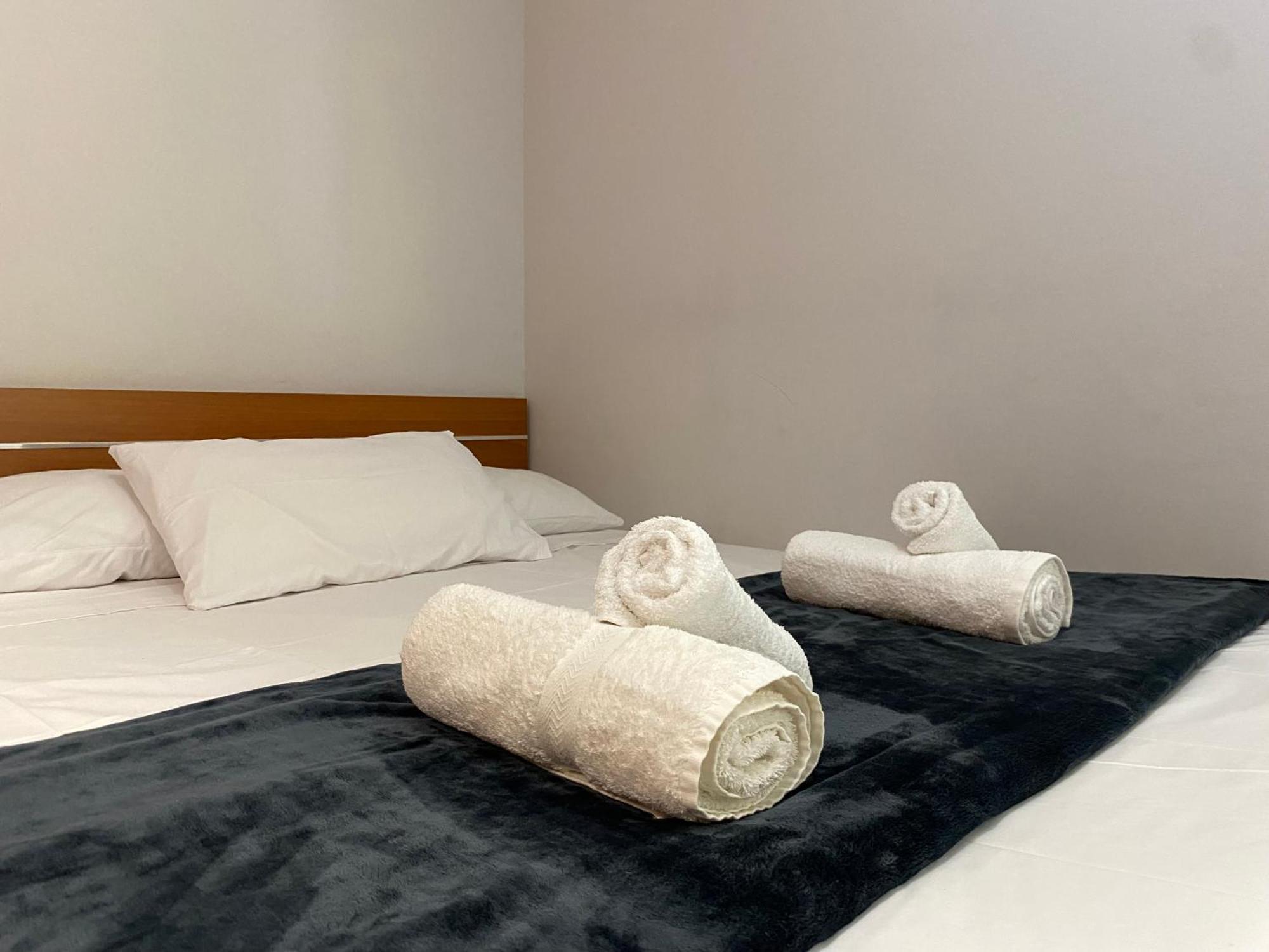 Penny'S Luxury City Apartment เทสซาโลนิกิ ภายนอก รูปภาพ